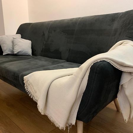 Apartment Galerija 图兹拉 外观 照片