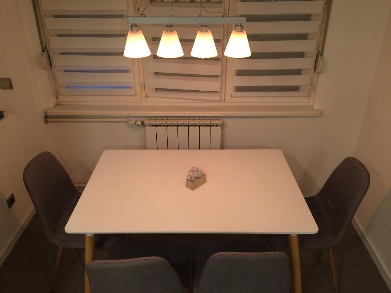 Apartment Galerija 图兹拉 外观 照片